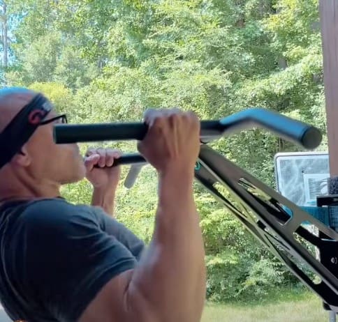 Alat Pull Up Di Rumah